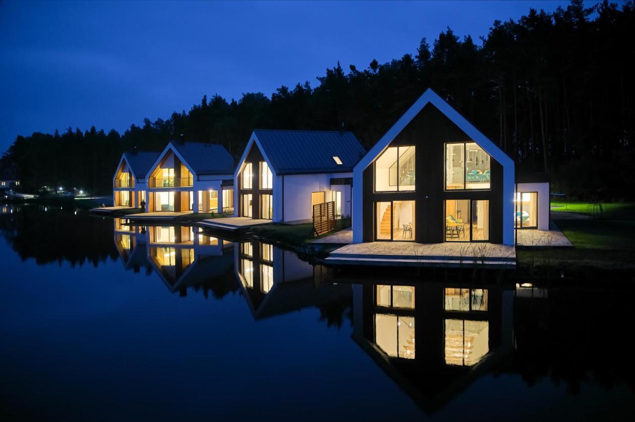 Debowy Dwor Hotel Ruda Rozaniecka Buitenkant foto