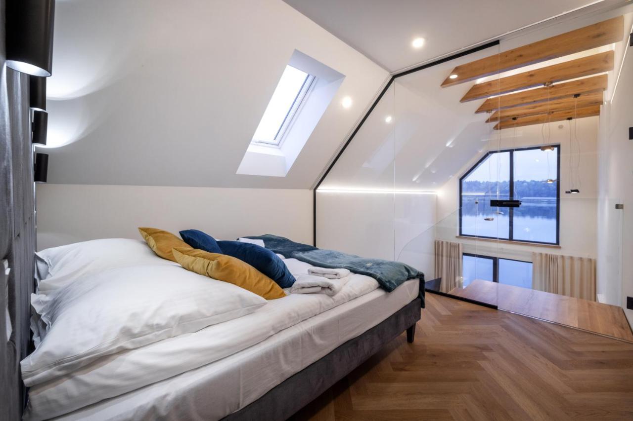 Debowy Dwor Hotel Ruda Rozaniecka Buitenkant foto