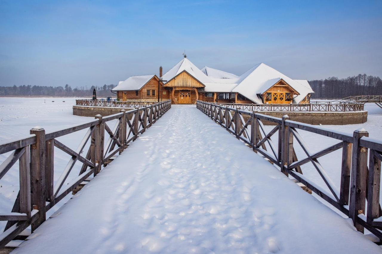 Debowy Dwor Hotel Ruda Rozaniecka Buitenkant foto