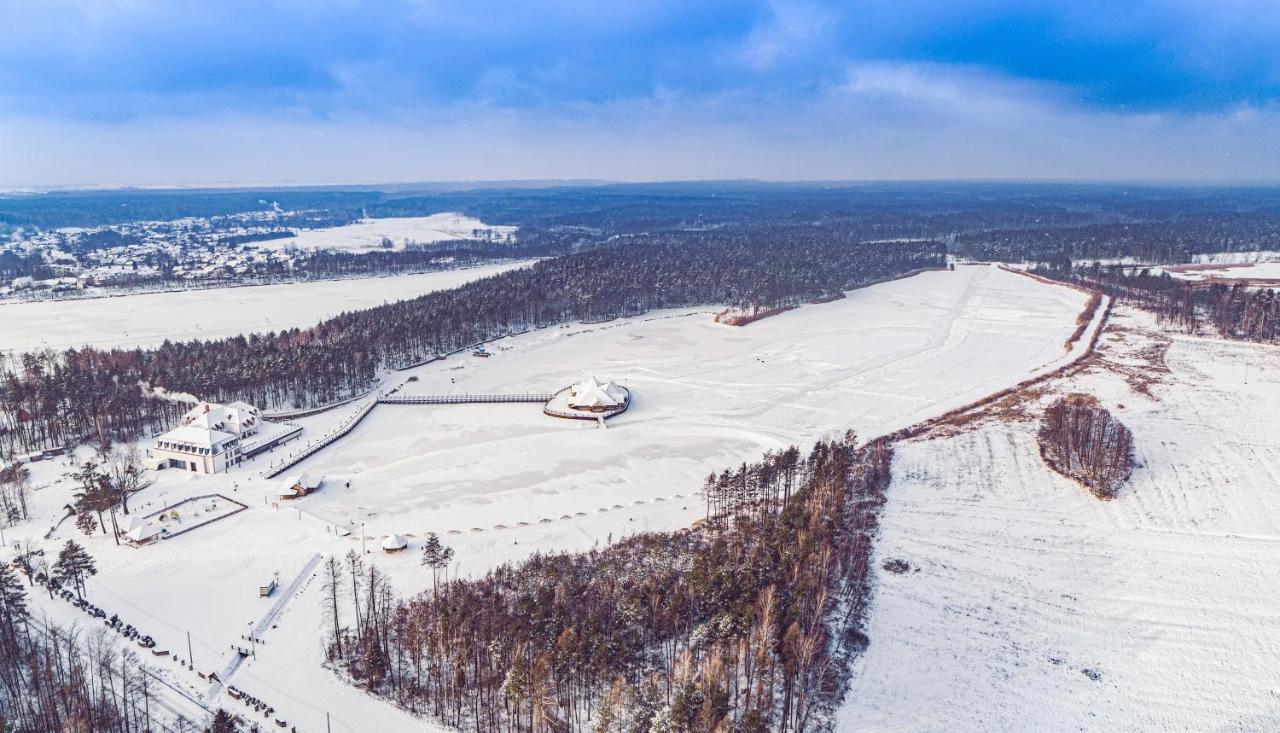 Debowy Dwor Hotel Ruda Rozaniecka Buitenkant foto