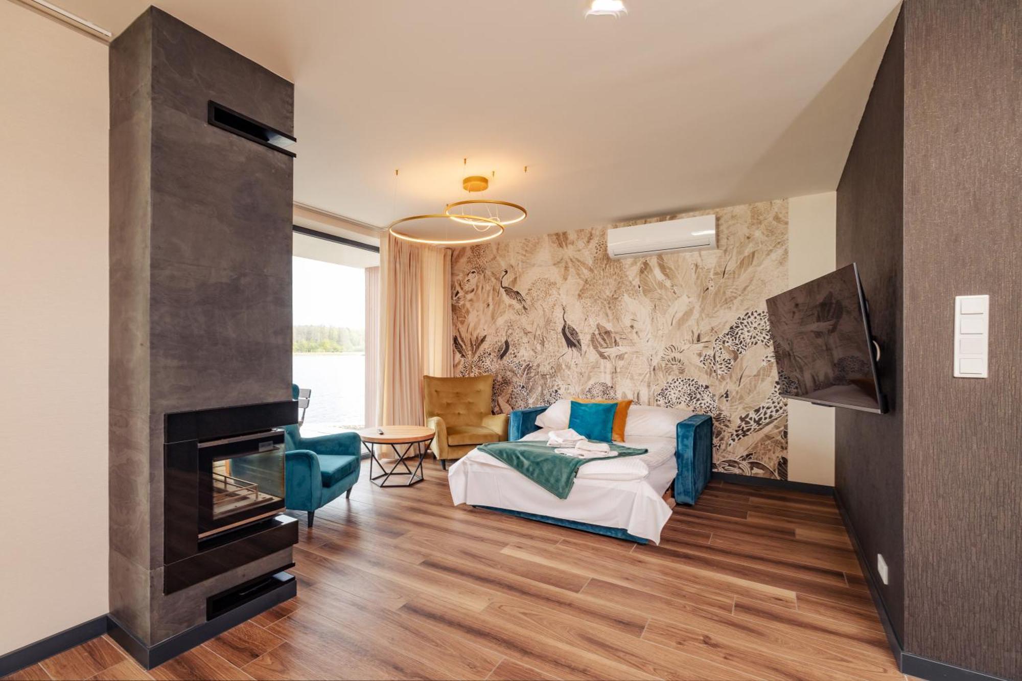 Debowy Dwor Hotel Ruda Rozaniecka Buitenkant foto