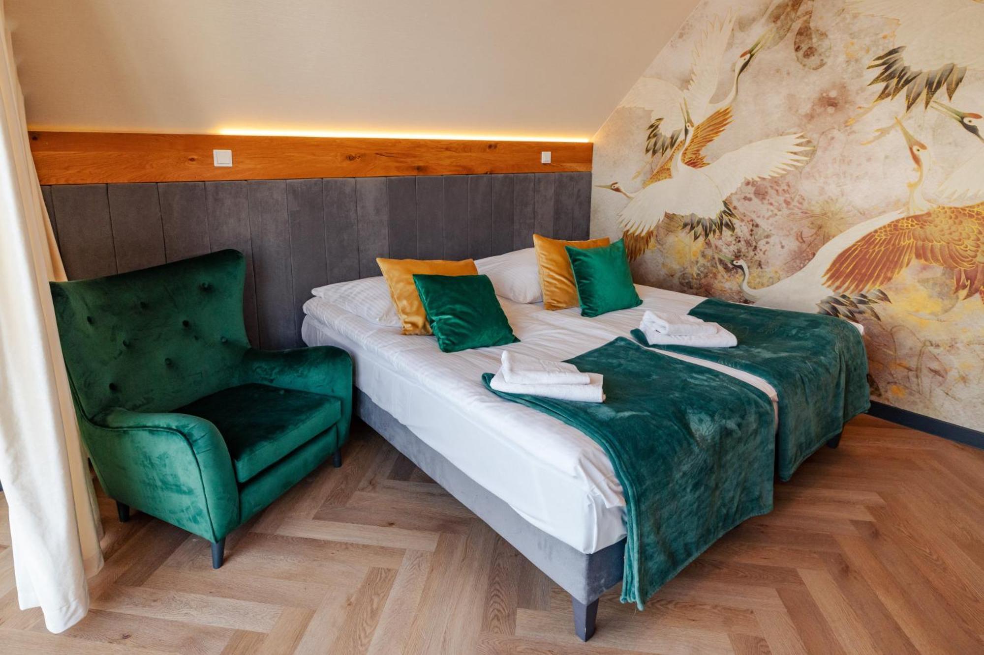 Debowy Dwor Hotel Ruda Rozaniecka Buitenkant foto