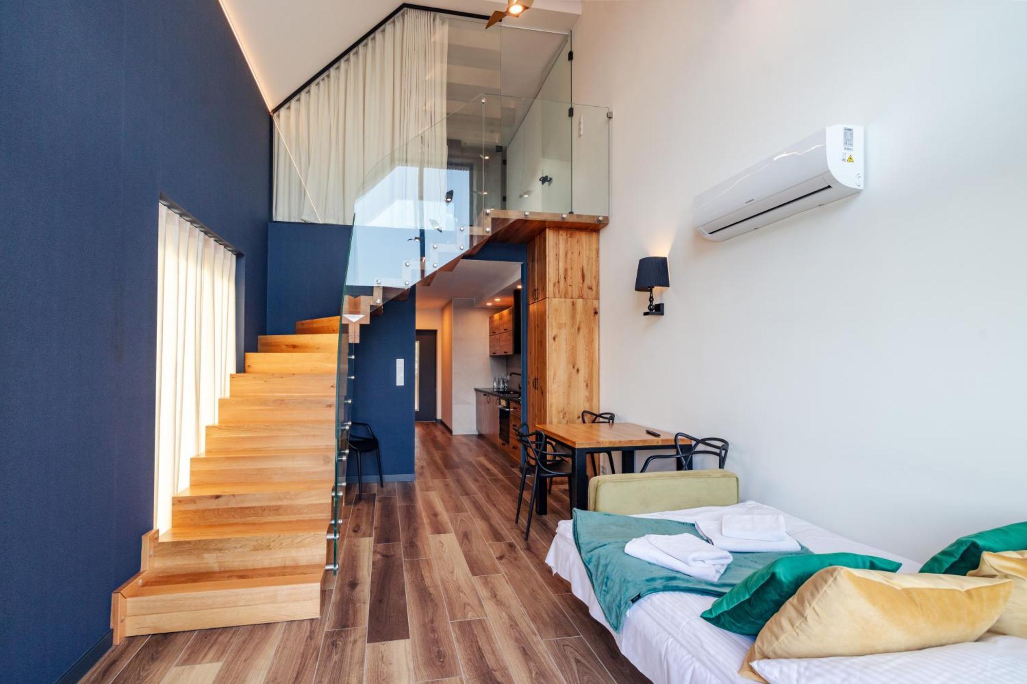 Debowy Dwor Hotel Ruda Rozaniecka Buitenkant foto